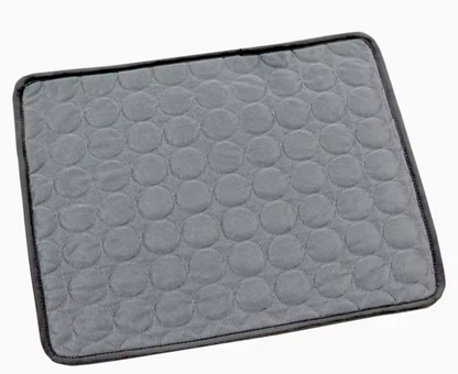 Alfombrilla refrigerante de verano para mascotas: