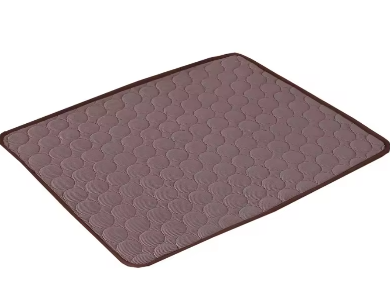 Alfombrilla refrigerante de verano para mascotas: